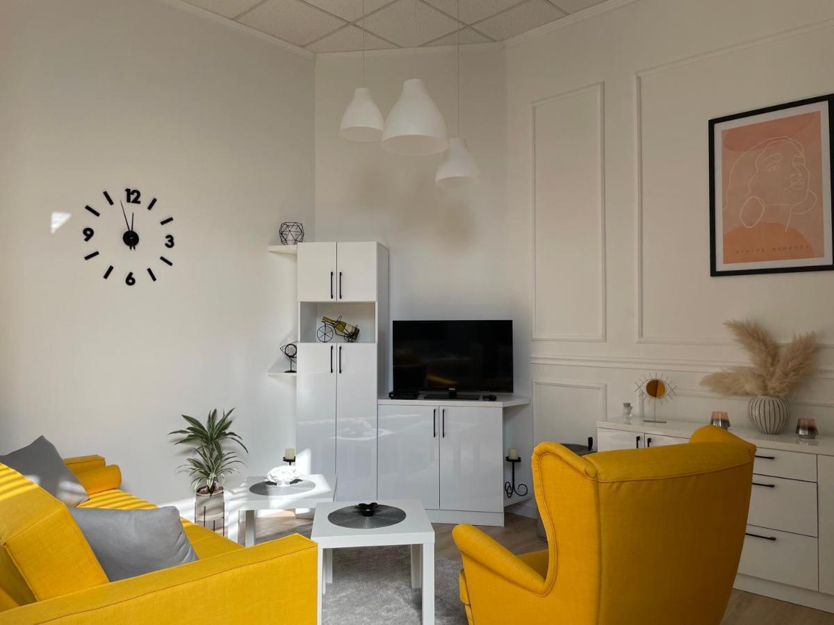 Apartments Tema Sombor Exterior photo