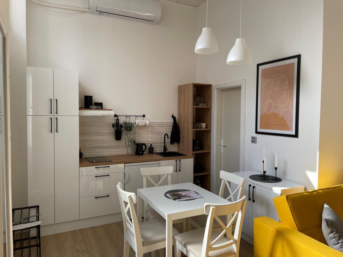 Apartments Tema Sombor Exterior photo