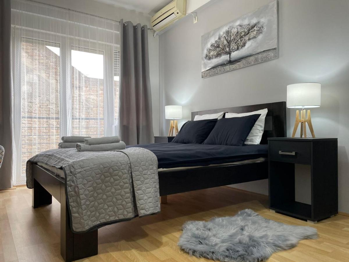 Apartments Tema Sombor Exterior photo